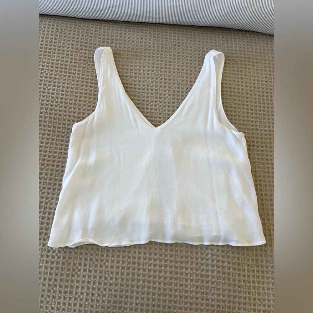 Aritzia Wilfred free cropped double lined top
